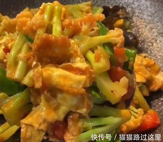 下饭|家常小炒花菜的超级简单做法,营养丰富口感脆甜,好吃又下饭