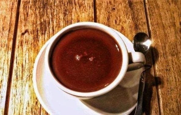 说出|康熙皇帝第一次吃巧克力,看了近一千字的说明书,缓缓说出3个字