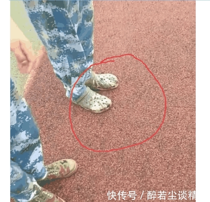 捧腹大笑|军训中的各种笑点,让人捧腹大笑,卤蛋头get到我的笑点了