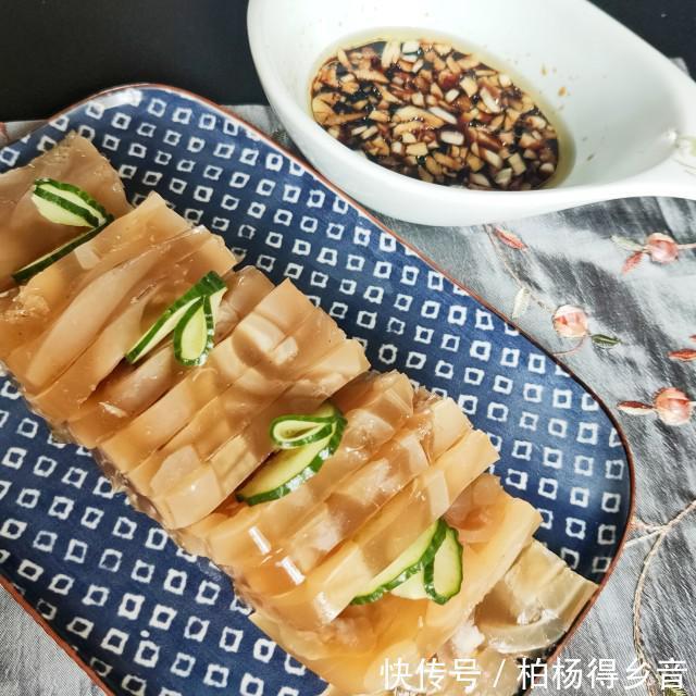  爽滑|肉皮冻，Q弹爽滑，满满的胶原蛋白