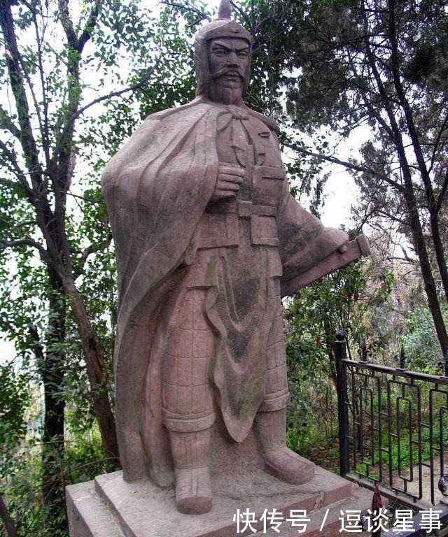 打败仗|刘备关羽张飞联手照打败仗,打败他们的牛人是谁