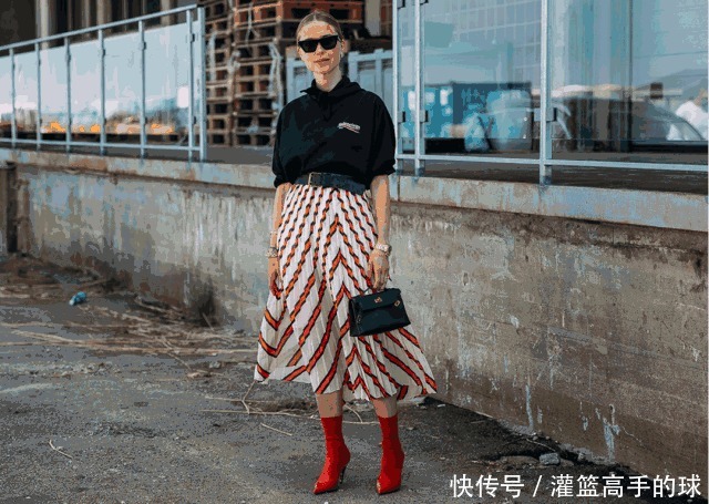 气质|夏末早秋穿什么“连衣裙配靴子”这样穿,彰显气质才时髦