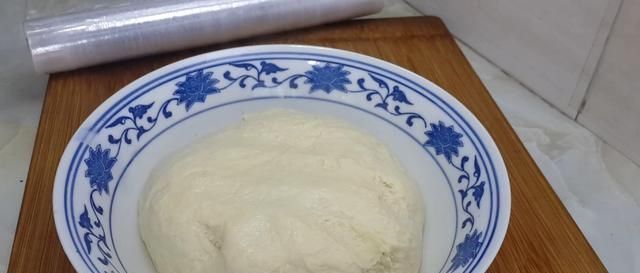 豆包|半斤红豆,1斤面粉,不用烤箱,教你做创意红豆包,比发糕还好吃