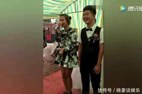 主持人|实拍：婚礼现场伴娘伴郎太有夫妻相，主持人当场就给他们俩撮合成功了