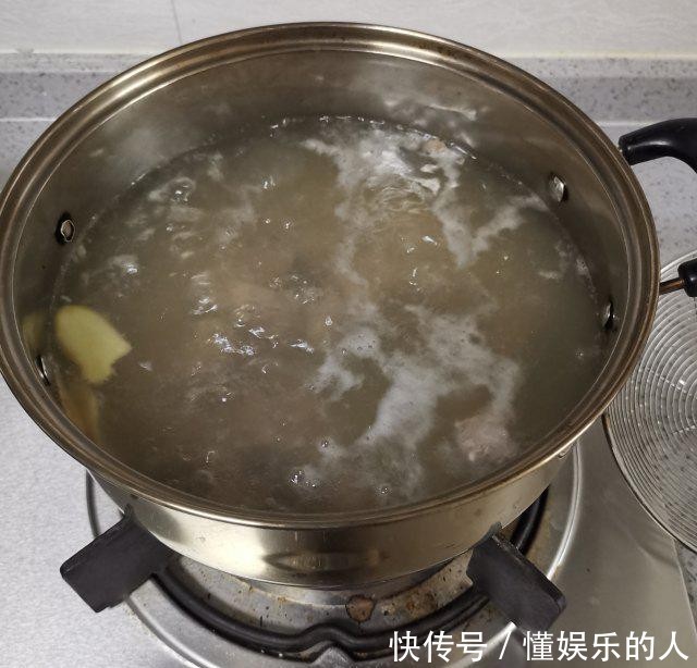  美容|牛腩萝卜汤，美容养颜，补铁补血