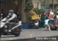  发狂|“第一猛犬”发狂咬土狗32秒，5岁女孩赤手空拳阻止，场面惊心