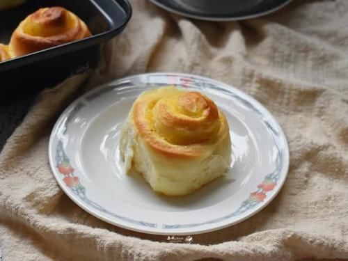 高筋面粉|夏天早餐吃它简单省事,做一次吃两顿,香甜柔软味道棒,孩子爱吃
