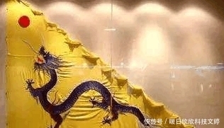 清朝|韩国国旗上原本有8个汉字, 先因中国去了四个, 后因日本又去了4个