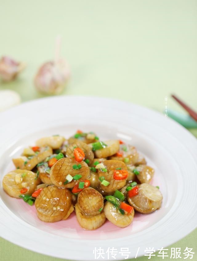 制作|让你流口水的香煎杏鲍菇,制作简单不油腻,切完花刀似鲍鱼