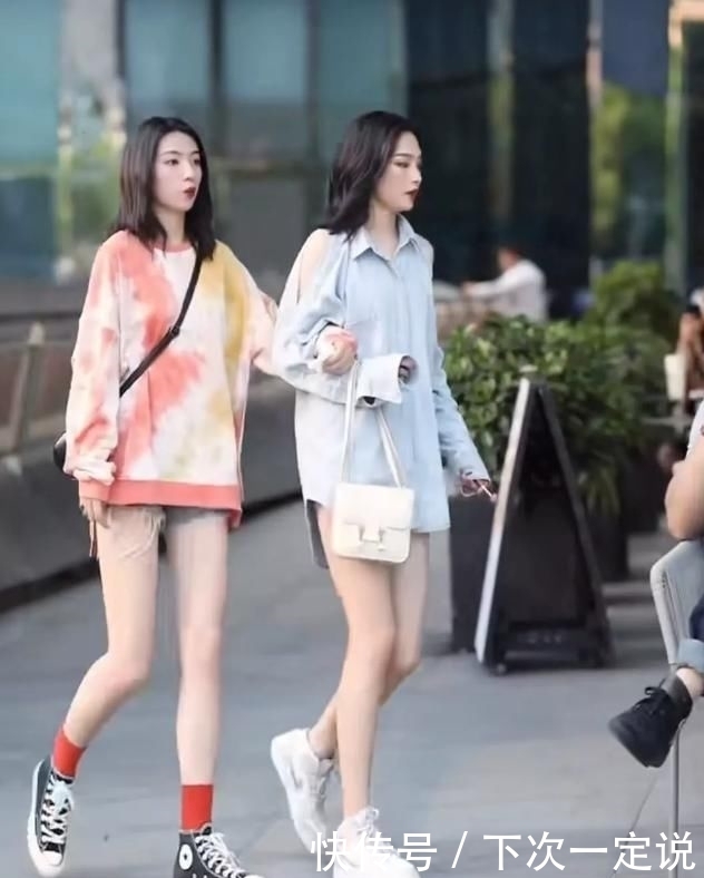 哪吒|难怪“哪吒袜”最近很火,看小姐姐穿上之后,瞬间抢了闺蜜风头!