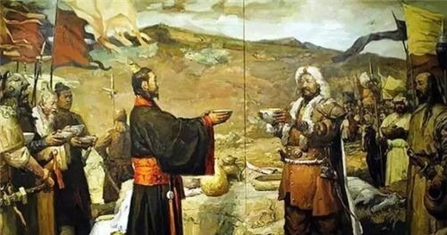 老虎|皇帝讨厌胡人进贡的动物,命大臣拿去喂虎,不料老虎趴地上不敢动