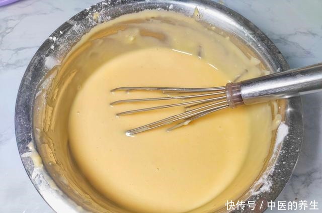 失败率|这款蛋糕失败率低,搅拌均匀就算成功一大半,奶味十足,个个开花