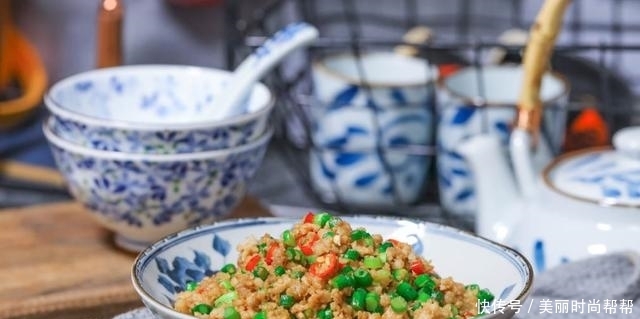  排出|此菜是天然＂洗肠草＂，杀菌清肠道，1周吃2次，排出宿便一身轻