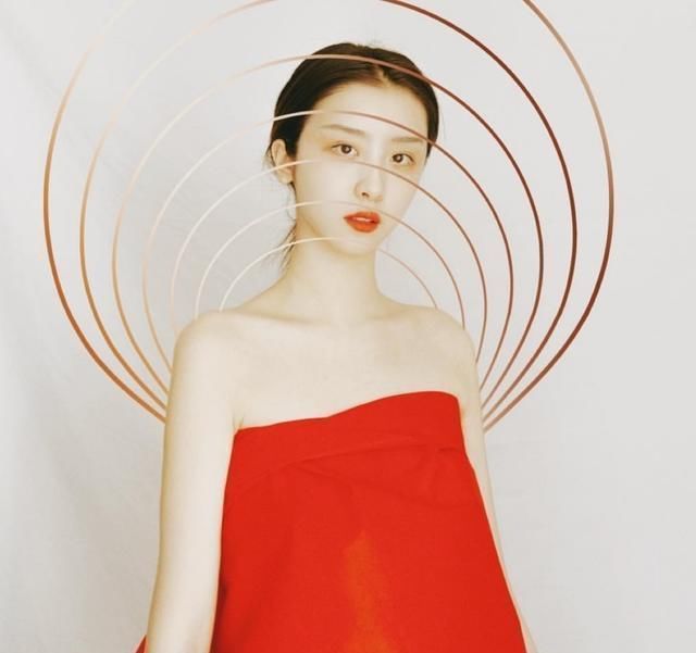 霸气|THE9成员赵小棠穿搭汇总,私服穿搭衣品吸睛,一张冷漠脸霸气十足