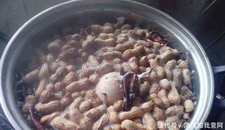  怪味|煮花生时，最忌讳加“它”！9成人都做错，难怪一股怪味