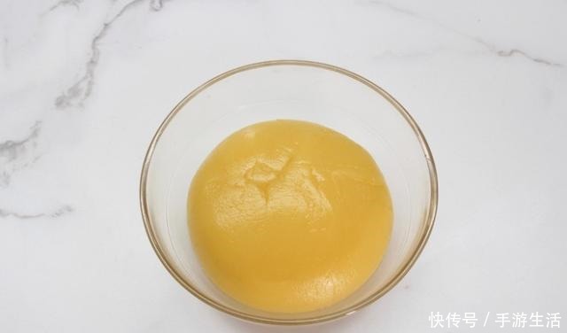 巧克力桃山|这种月饼创意满分,但减肥人士看看就行了,咬一口就胖5斤!