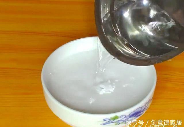  搅拌|想吃凉粉不用买了，掌握这个比例，在家也能做出嫩滑又劲道的凉粉