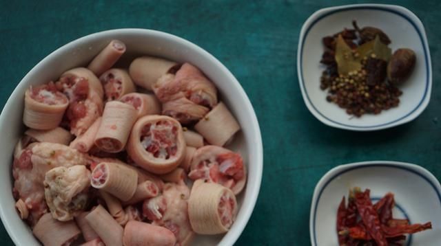 买请|四根四十元,菜场里最不起眼的下酒菜,想买请先预约