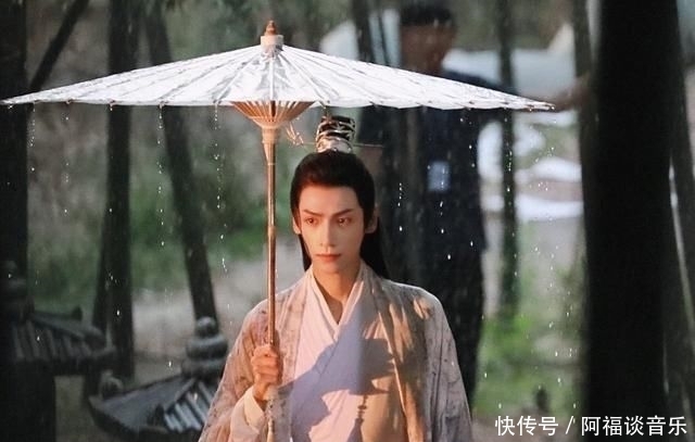 通告单|横店代拍揭秘!王一博路透1天能卖4万,《皓衣行》一个月30万起步