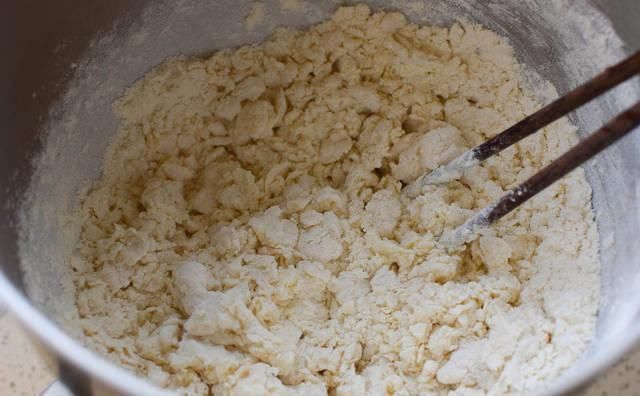 盒子|做韭菜盒子,鸡蛋千万不能炒,这才是正确做法,韭菜鲜美鸡蛋软嫩