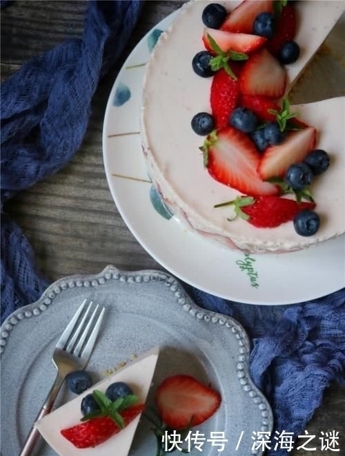 最爱|夏天最爱的草莓蛋糕,清爽细腻,配方升级,不用烤箱,零失败