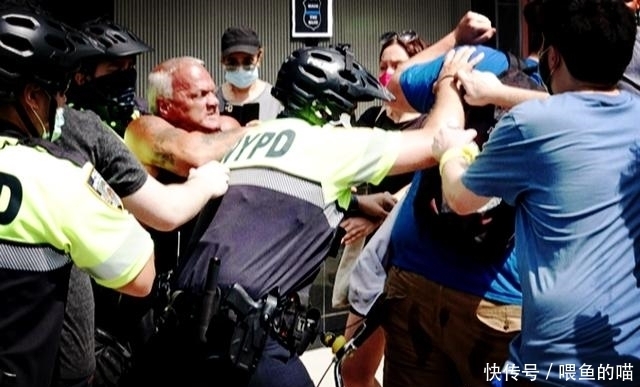 男子|光天化日之下!美国男子在地铁站当众强奸年轻女孩,民众围观看戏