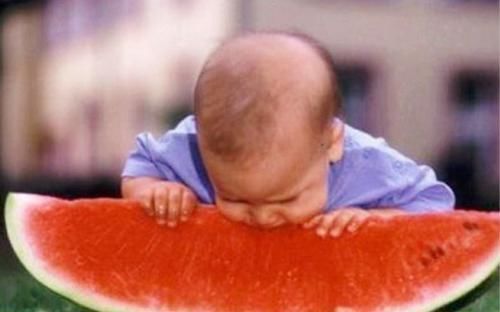 方式|看看各国吃西瓜的方式,忍了中国,忍了韩国,看到印度的愣住了