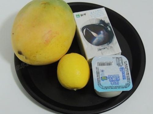 冰沙|一个芒果,两杯奶,美味冰沙,口感绵软比冰淇淋好吃,随吃随做