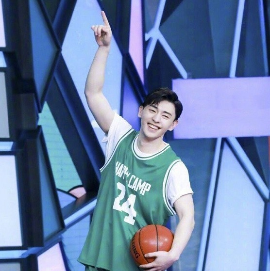 难平|婧创意难平都来了! 乃万、徐艺洋成《灌篮3》领队,乐华来了2人