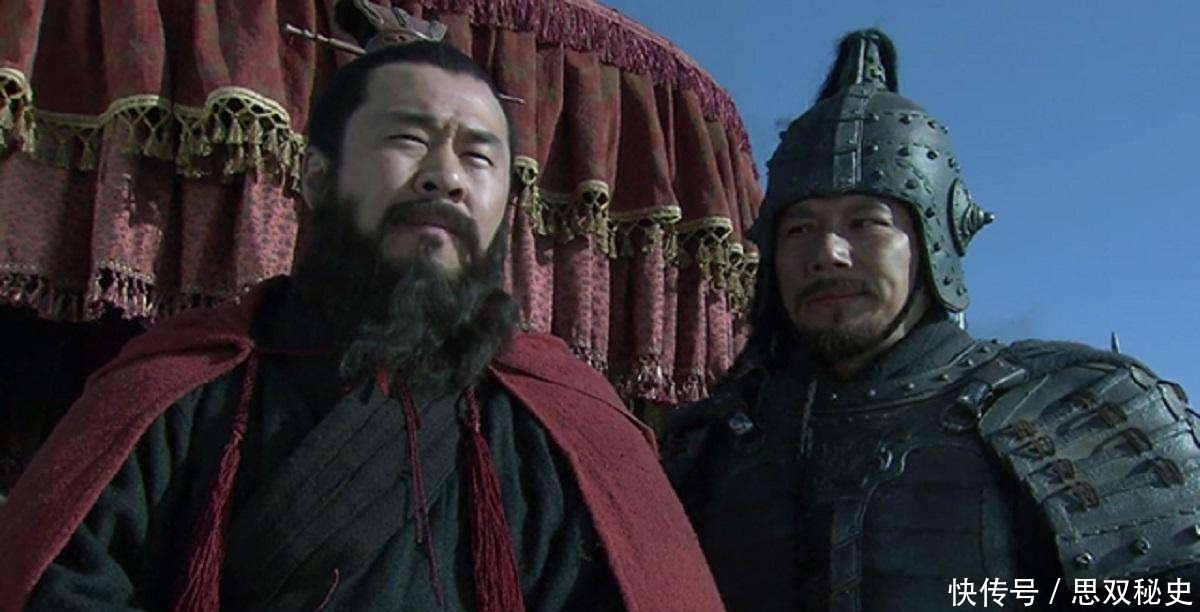 至少|除了许褚,曹操麾下无人敢和马超一战?至少还有4人!