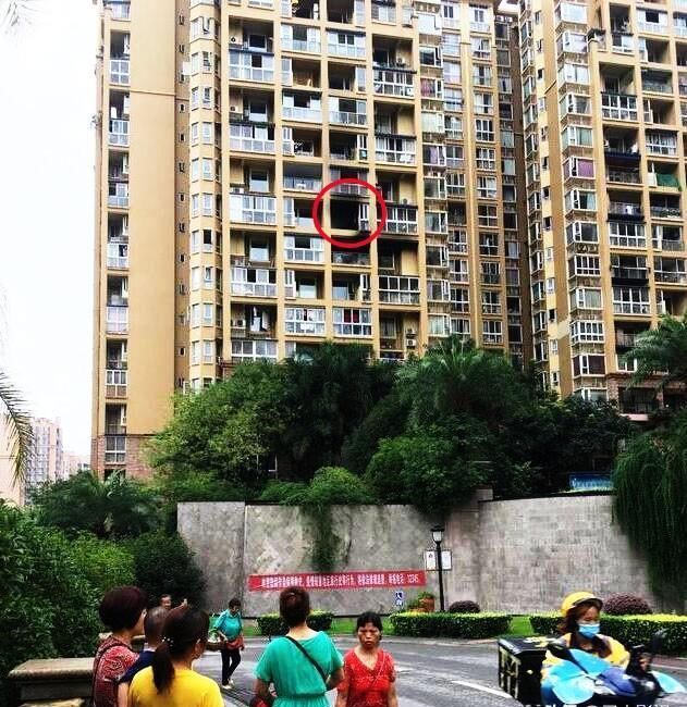 人性|初三男孩中考后纵火烧房跳楼身亡:是人性脆弱还是现实残酷?