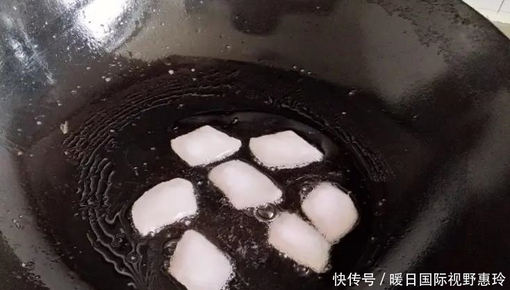 美好|天冷时多给家人做炖菜,荤素炖一锅,家常味美好营养,孩子很爱吃