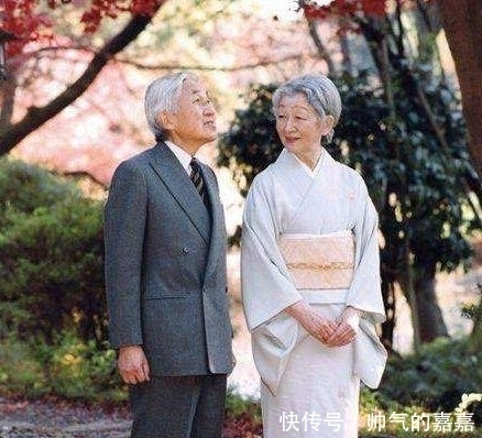 日本天皇|日本天皇唯一一次访华,宴会要求撤掉一道菜,中国坚决不同意