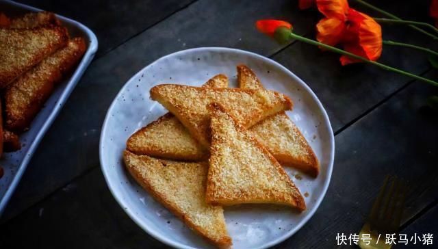 做法|吐司新吃法，不做三明治，焦香酥脆，做法简单，大人小孩都爱吃