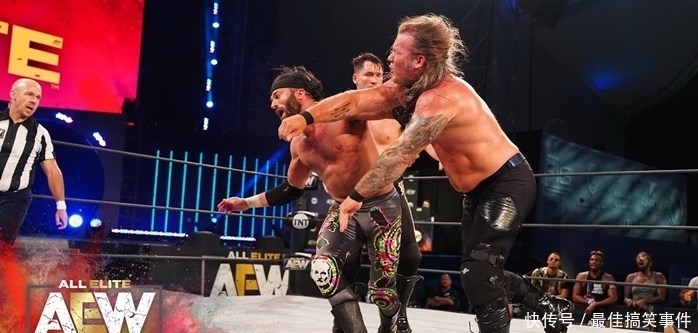 二姐|杨二姐入行30周年未能帮AEW引流,收视量出现下滑!