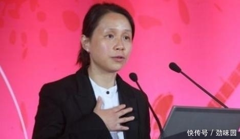 肖战|从主持人到娱乐圈教母,肖战背后的女人龙丹妮,没你想的那么简单