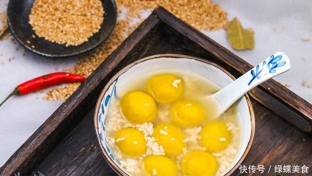  后倒入酒酿|白露后，天气冷暖多变，女人常吃它，手脚不冰凉，气色更红润