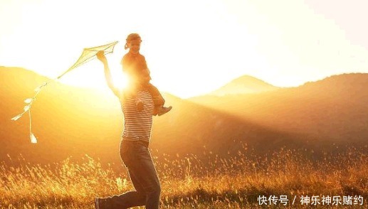 孩子|孩子12岁前,父母一定要告诉他的4个道理,受益一生