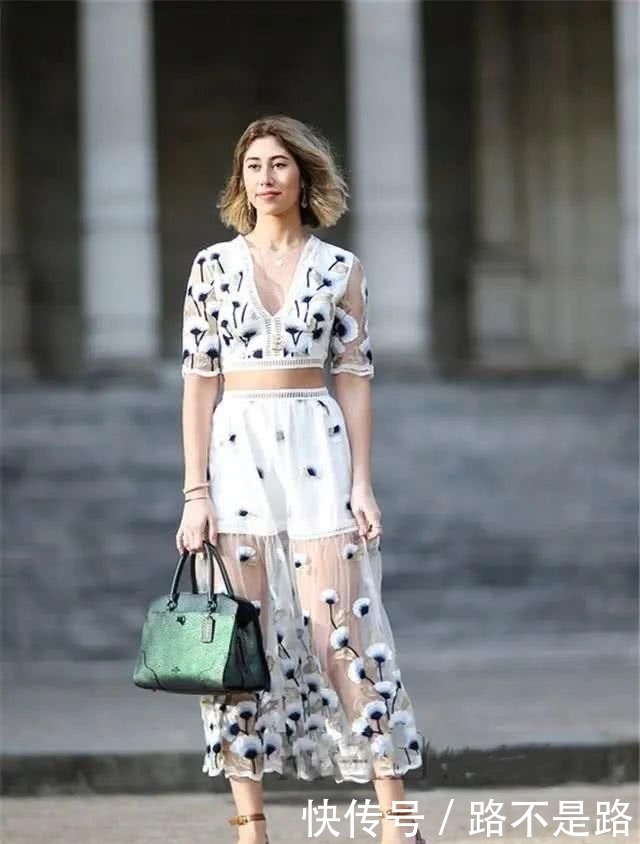 搭配|小白鞋已经淘汰,现在是“渔夫鞋”的时代,搭配裙子、裤子都好看