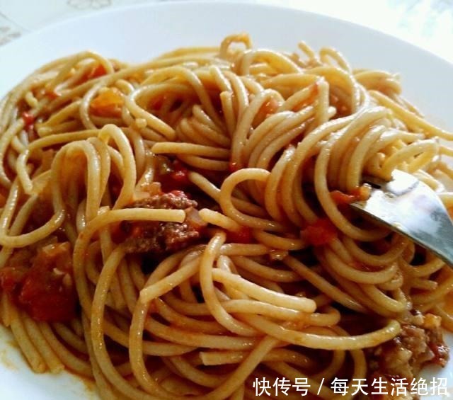 番茄|番茄肉酱意大利面,汁香浓郁口感丰富,比西餐厅还好吃