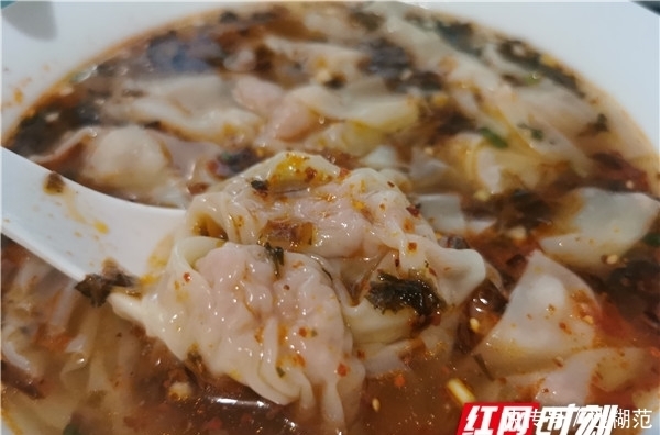 小店|素素这周吃了啥：爱吃馄饨的我，分享两家小店