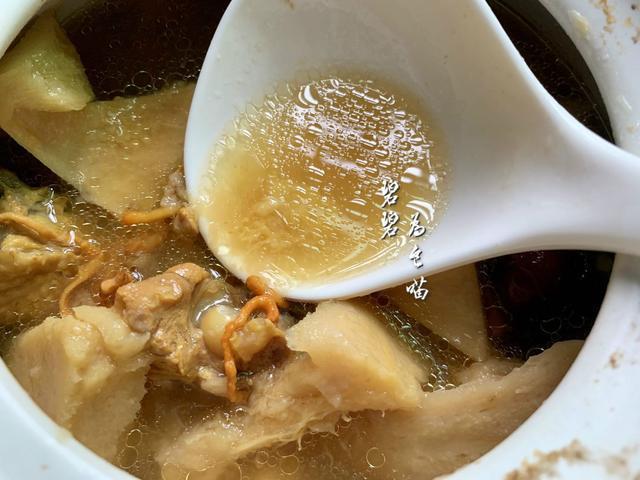 煲汤|夏天要多喝这道汤,滋阴补血,女人多喝气血好,再贵也要舍得买