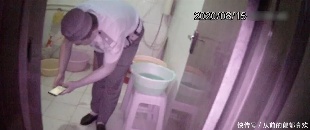 男子|长清一男子深夜闯入别人家洗澡……