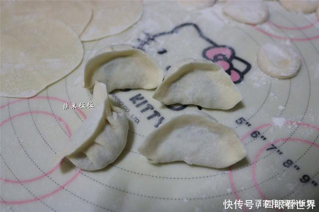  吃饺子|入伏吃饺子，韭菜芹菜不如这菜，钙和铁丰富，现在吃正当时