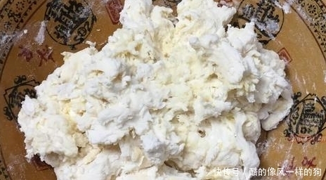 香脆|面粉加鸡蛋,教你制作香脆小油条,蓬松酥软实在太好吃了!