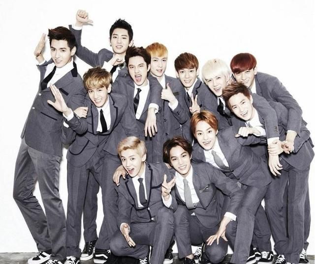  上热|EXO无故上热搜，评论底下全是和BTS相关争议，网友：用意很明显