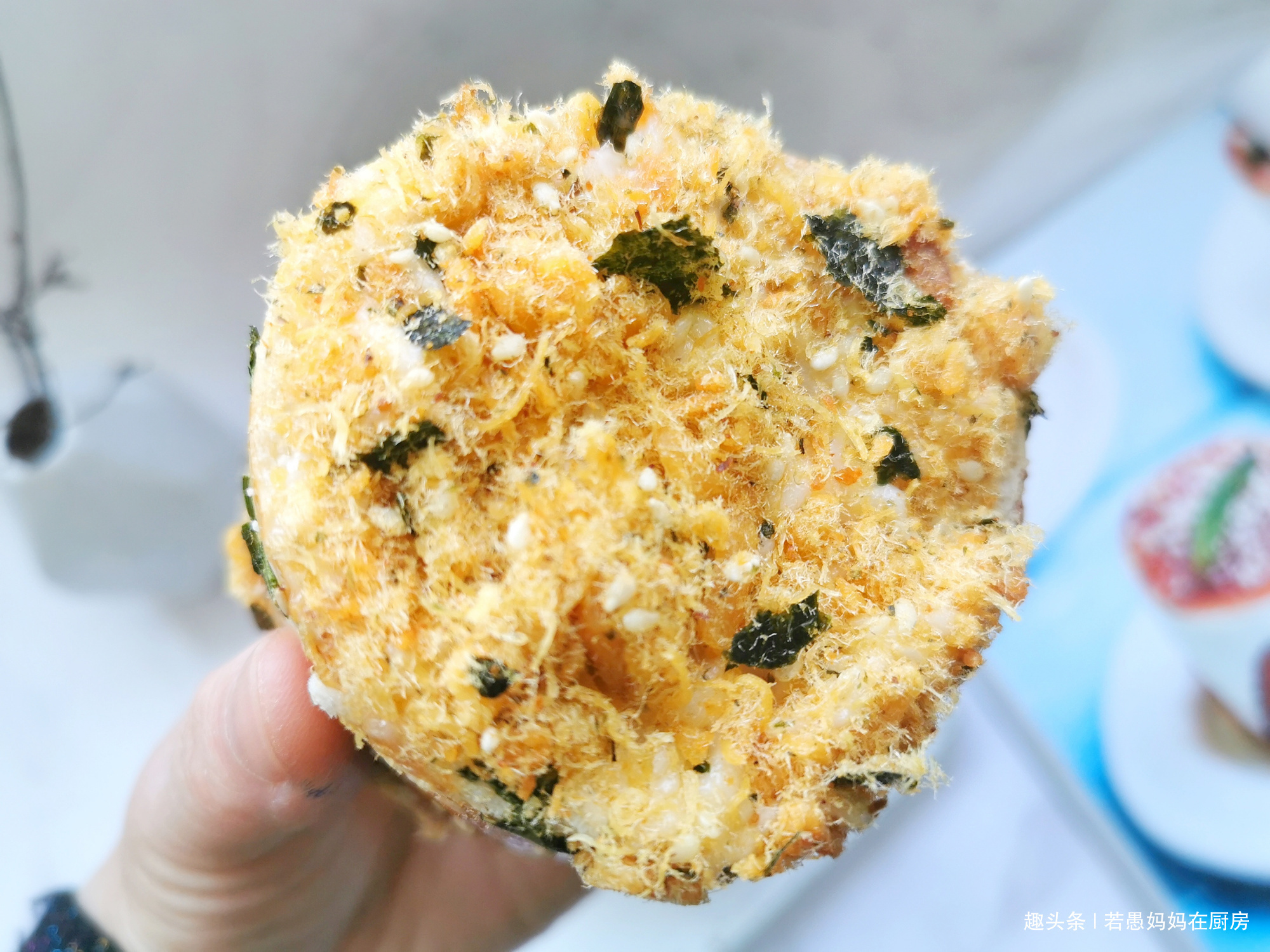  饼铛|自己在家做面包，3个动作15分钟揉出手套膜，烤箱电饼铛都能做