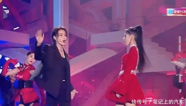 晚会|两场晚会PK,同是王炸李宇春赢了张艺兴东方卫视输得不冤枉