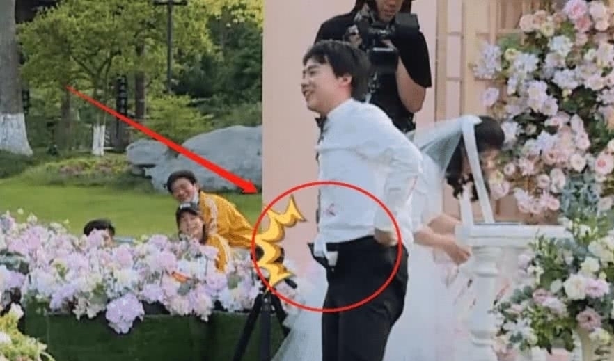 挡住|郭麒麟节目被郑恺扯掉裤子,嘉宾们哄笑,却有一人帮郭麒麟挡住