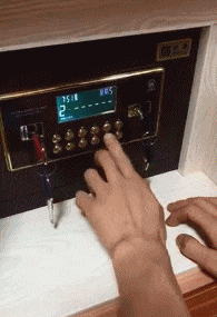 滑梯|搞笑GIF:哎呀,这滑滑梯太刺激,把孩子都丢了